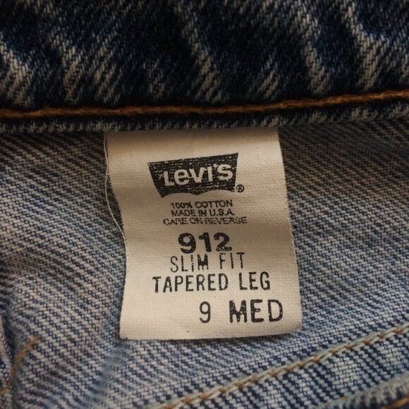 Vintage Levi's tapered jeans (24-25W, size XS/S) - Picture 8 of 16
